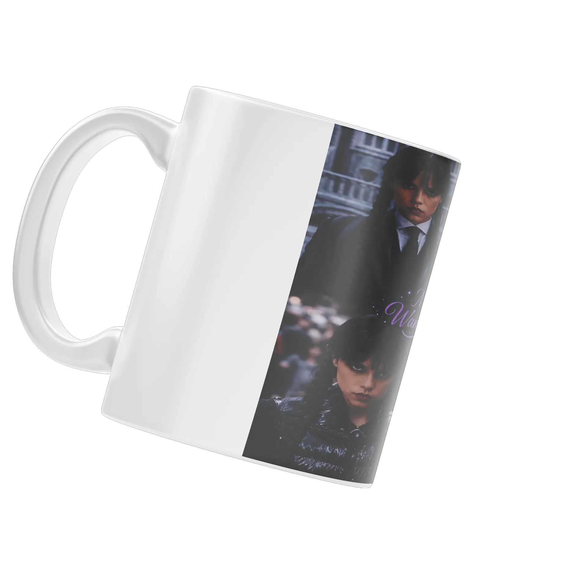 Caneca Cosplay Wandinha Addams Colagem com Texto Roxo 325ml - Imagem 3
