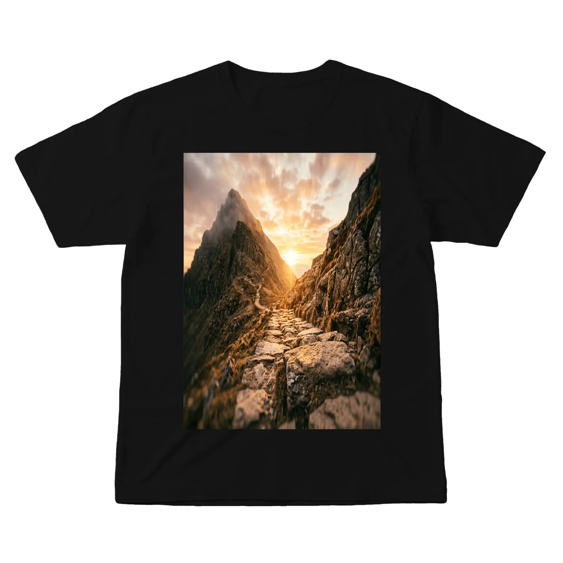 Camiseta Trilha de Montanha ao Pôr do Sol 100% Algodão - Imagem 1