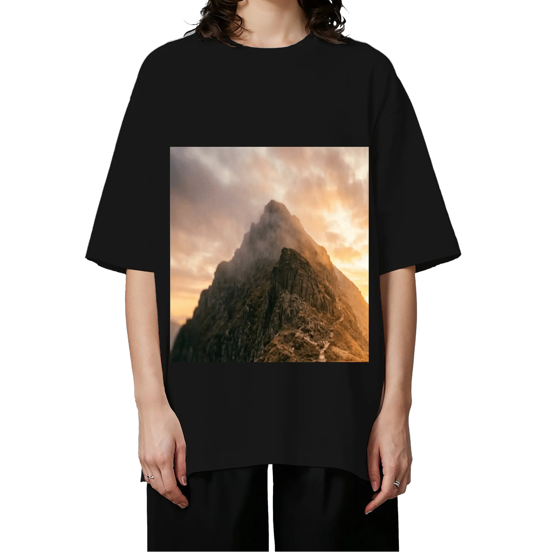 Camiseta Oversized Montanha ao Pôr do Sol Fotográfica - Imagem 3