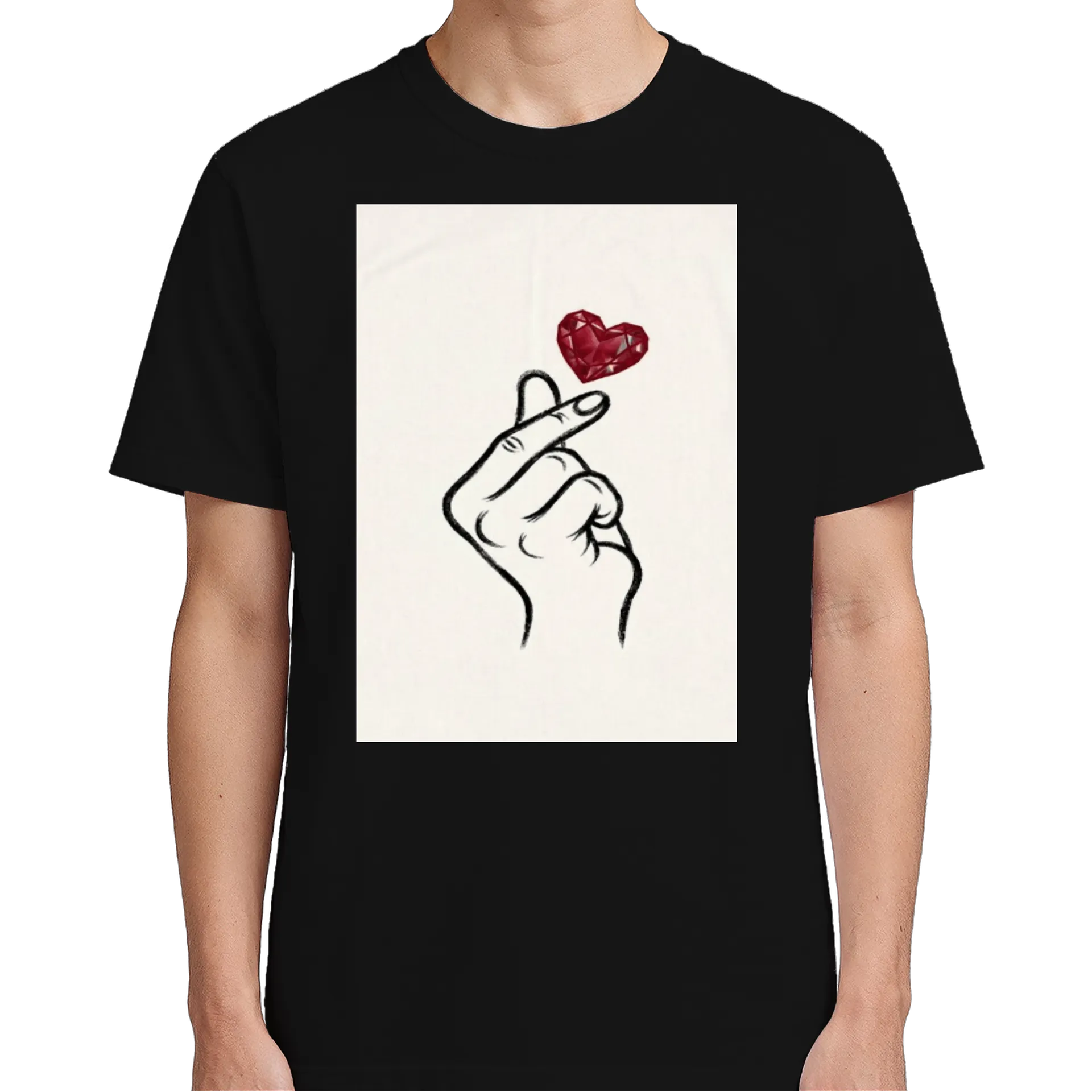 Camiseta Mão Fazendo Coração com Joia Vermelha 100% Algodão - Imagem 4