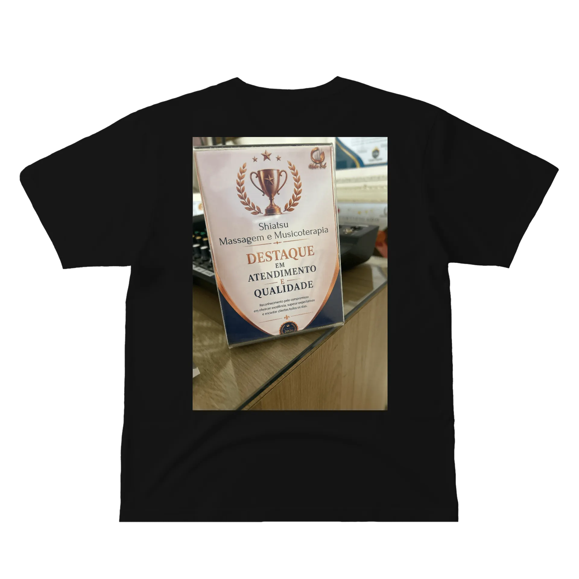 Camiseta Gato Astronauta Preto 100% Algodão de massagemgoianiashiatsu — imagem 2 de 6