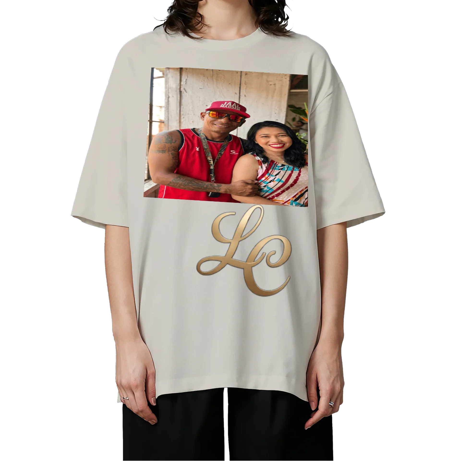 Camiseta Oversized Saara estampa personalizada estilo urbano - Imagem 3
