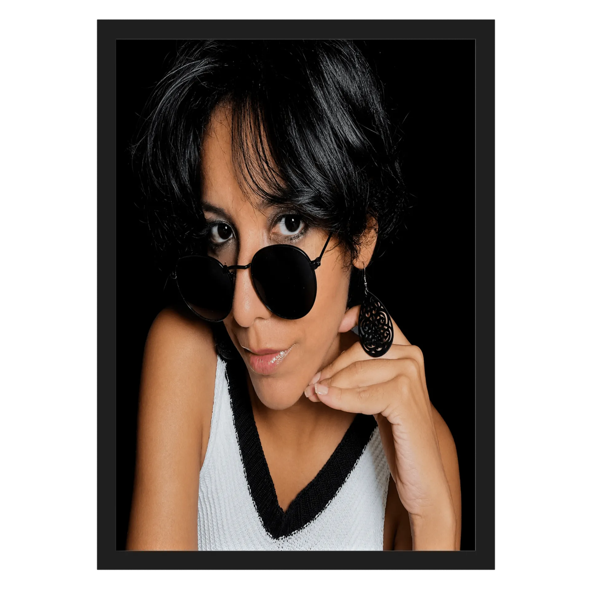 Quadro Retrô Mulher Cool A3 MDF e Vidro - Imagem 1