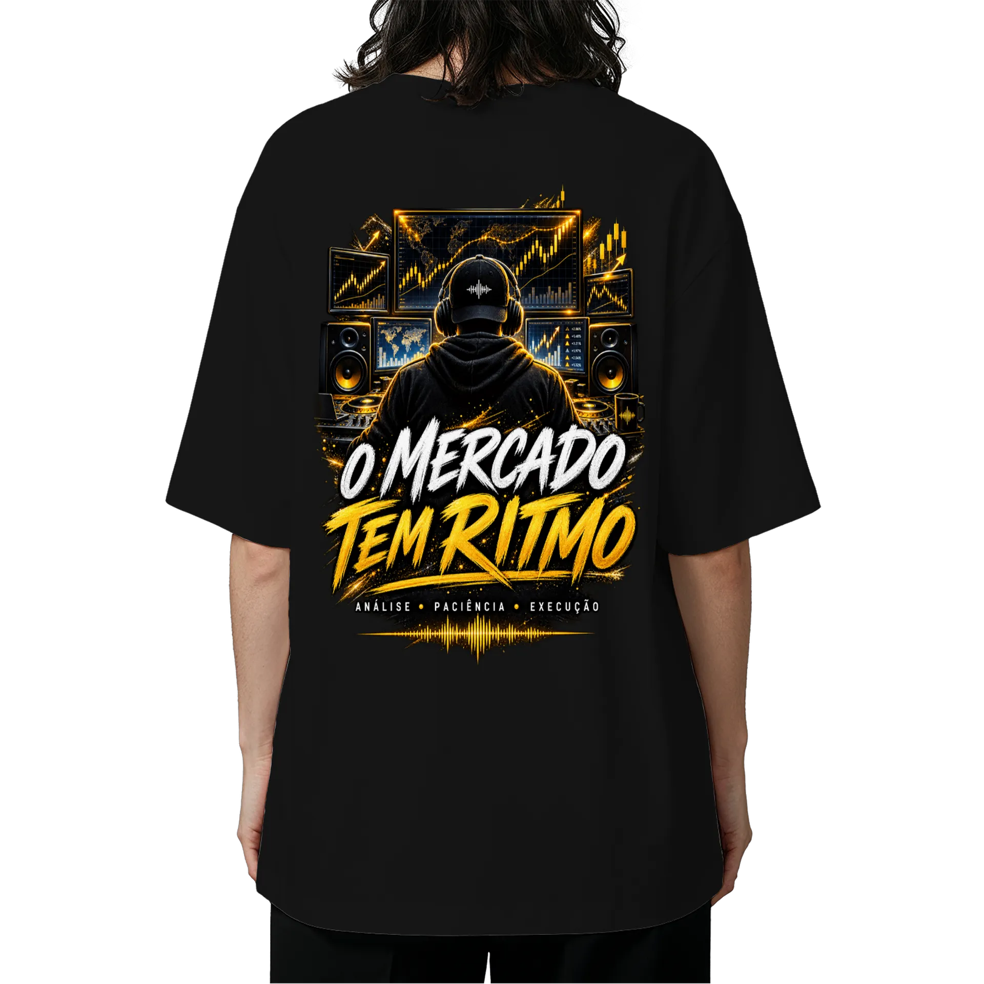 Camiseta Oversized O Mercado Tem Ritmo Estampa Design Preto - Imagem 5